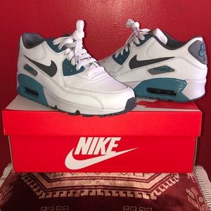 Nike Air Max 90 sneakers